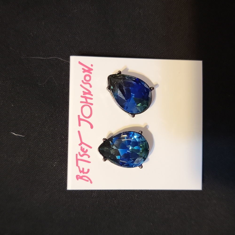 Blue pear shaped studs!